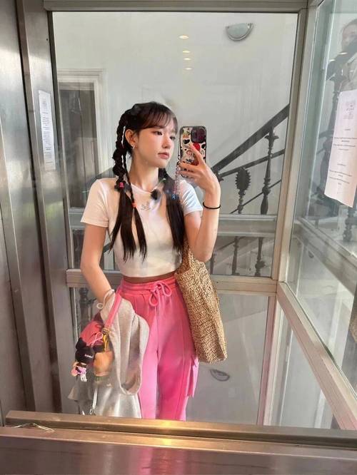 情色按摩女的相关介绍