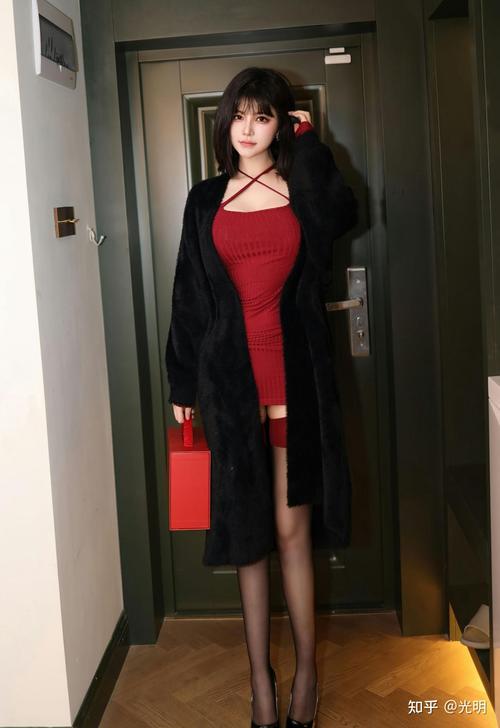 伊人av黑丝的相关介绍