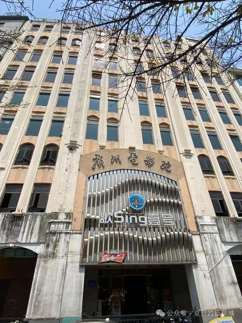 亚洲精品久久久久久精品的相关介绍