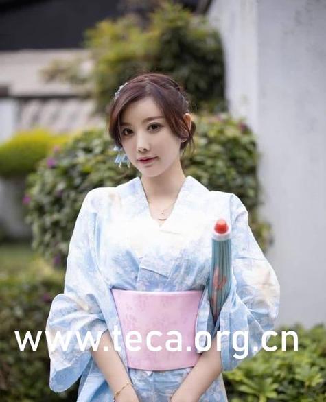 我跟老师爱爱了的相关介绍