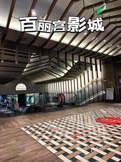 美女猛操操哭的相关介绍