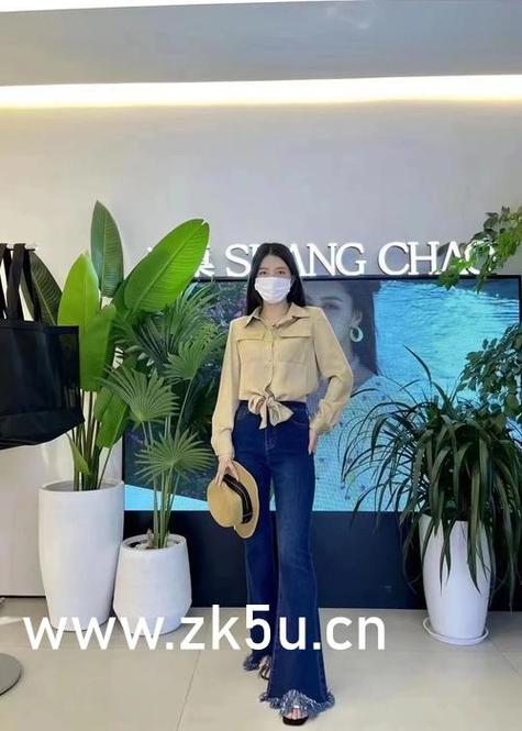 少妇av在线网址的相关介绍