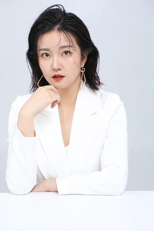 双性调教骚货嗯啊不要的相关介绍