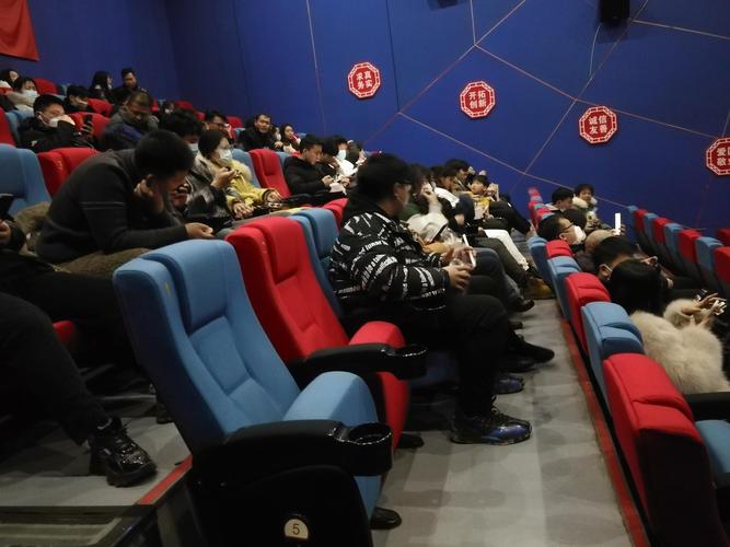 美女老师让我爽的相关介绍
