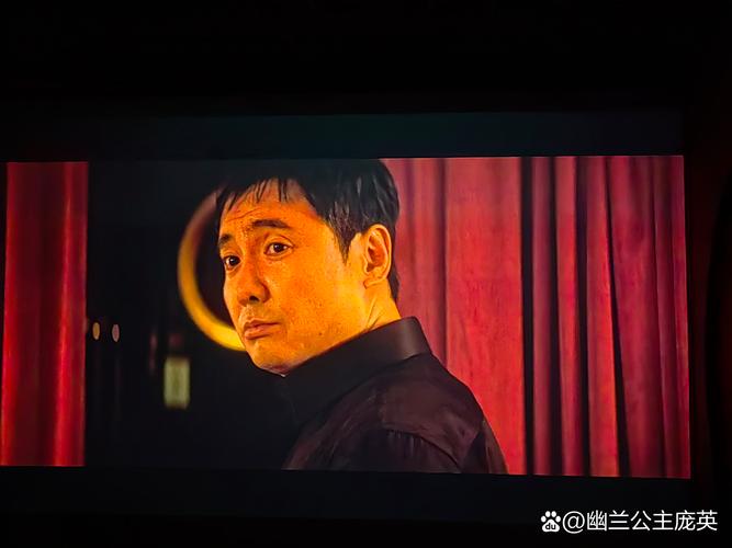少妇av综合网站的相关介绍