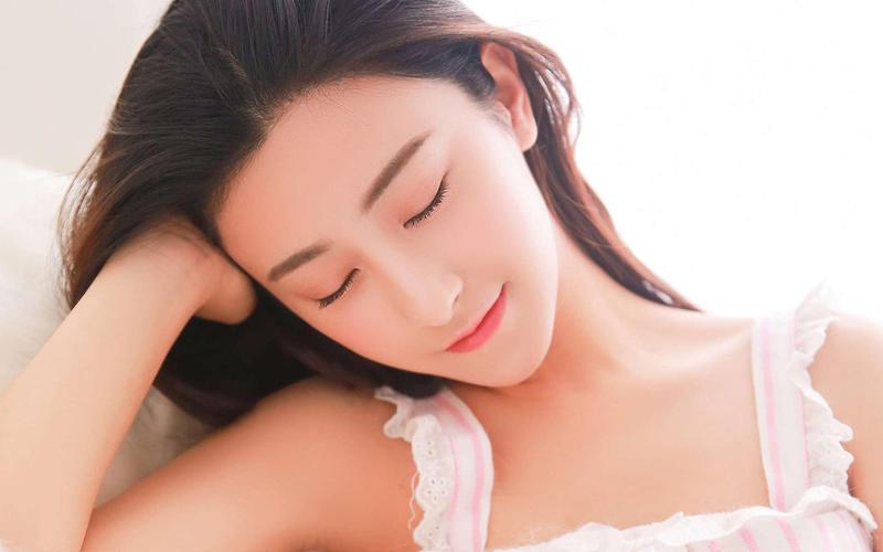 少妇av不卡的相关介绍