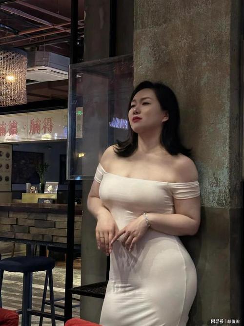 把美女操哭了的相关介绍