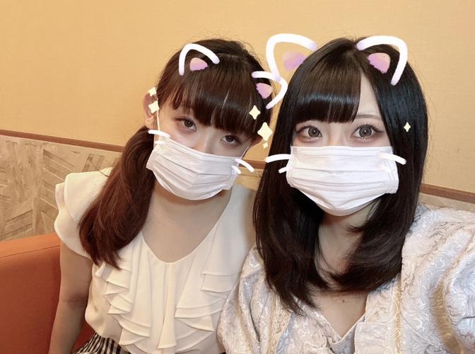 操了美女老师的相关介绍