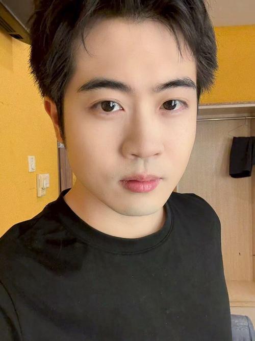 午夜av爽片的相关介绍