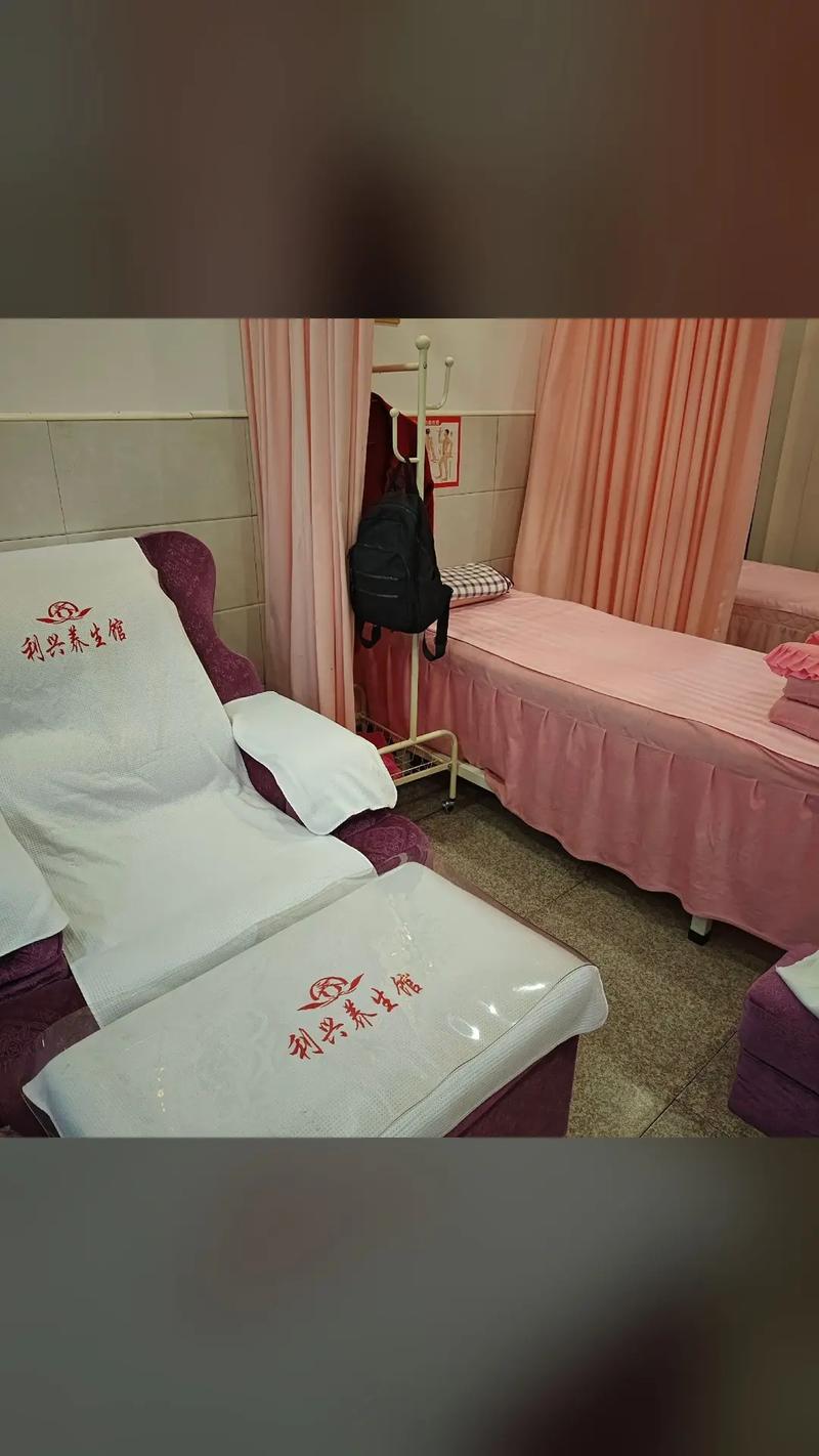 久久精品久久久久久婷婷日的相关介绍