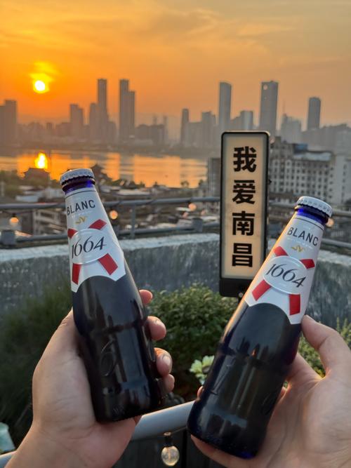 少妇人妻在线综合的相关介绍