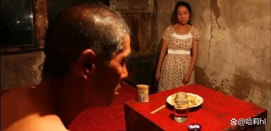 少妇洁白无删减版av的相关介绍