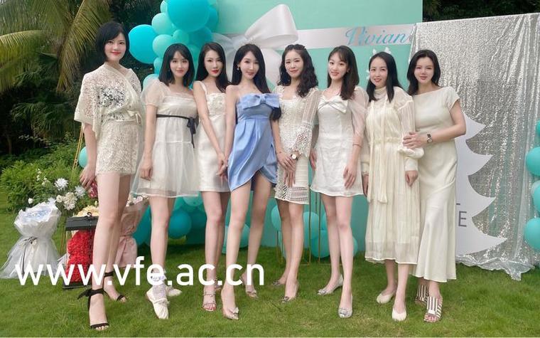 巨乳凌辱的相关介绍