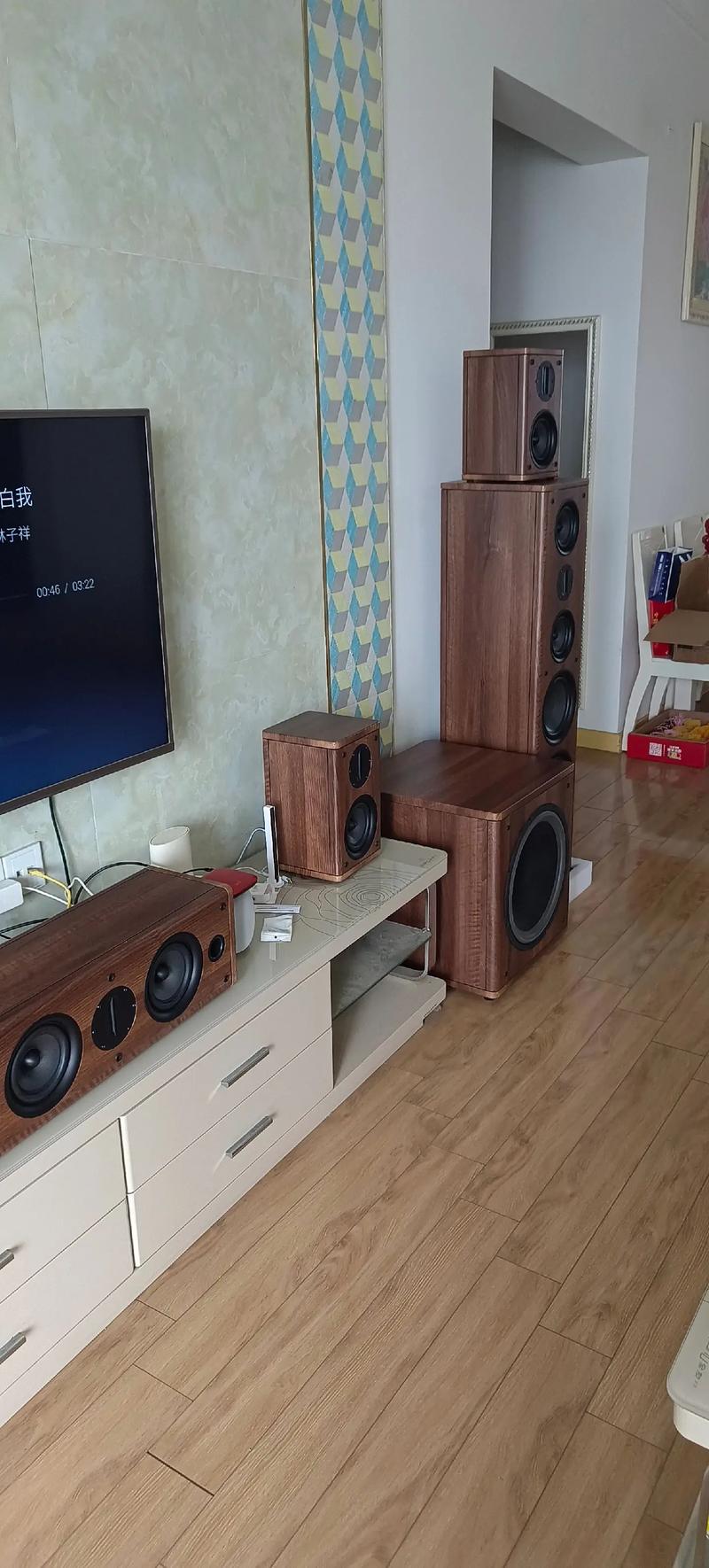 八妻子8影院秋霞网的相关介绍