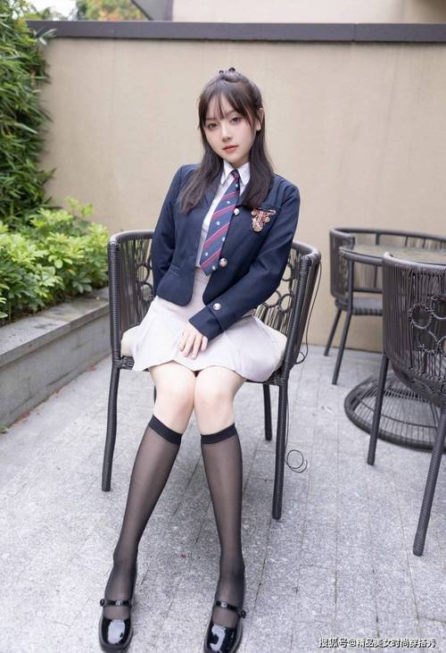女性下面分泌物有点黄是什么原因的相关介绍
