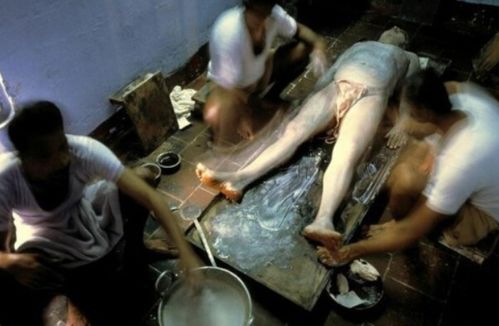 操白女人的相关介绍