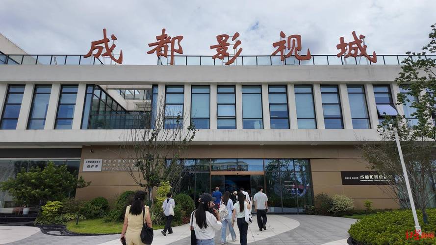 亚洲少妇21p的相关介绍