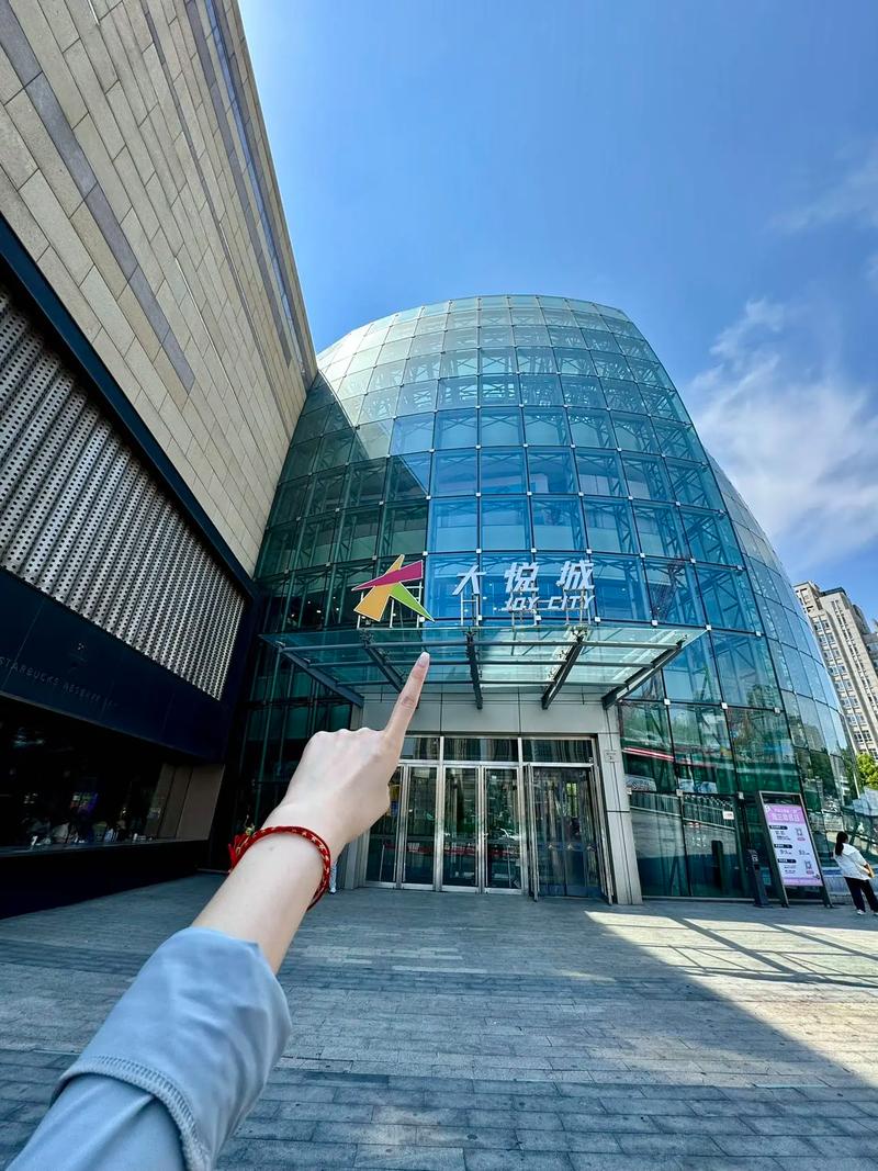 狂操性感老师的相关介绍