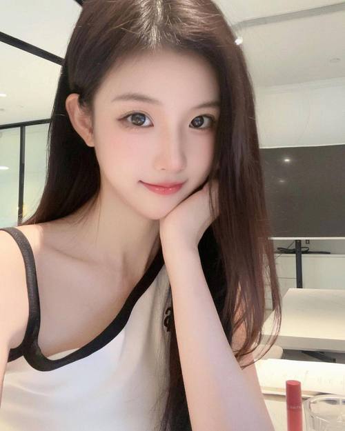 美女电影院的相关介绍