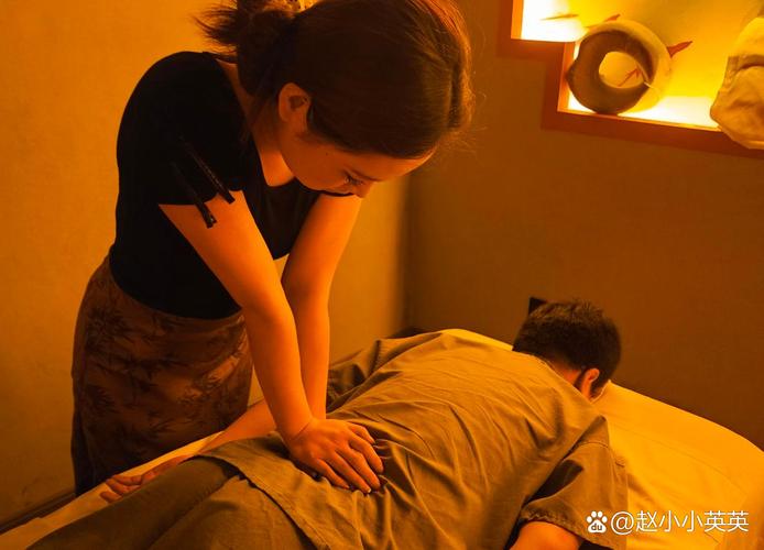 少妇av在线片的相关介绍