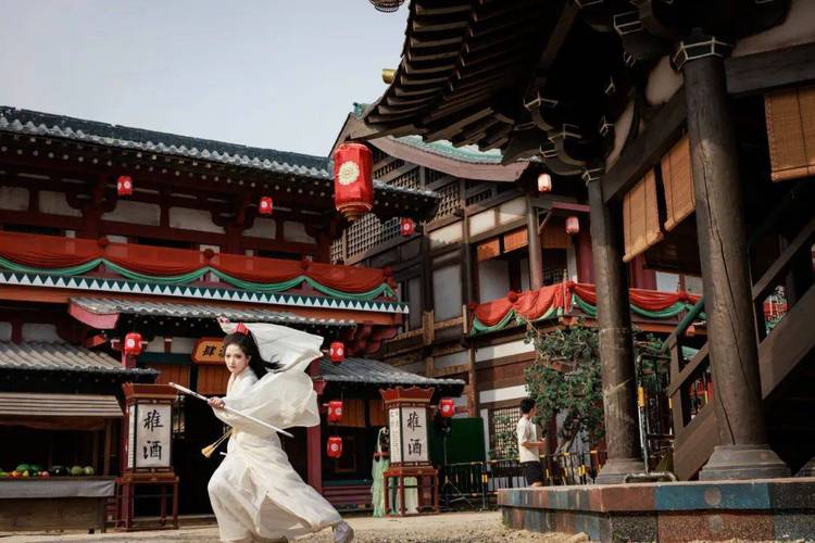 少妇人妻免费在线的相关介绍