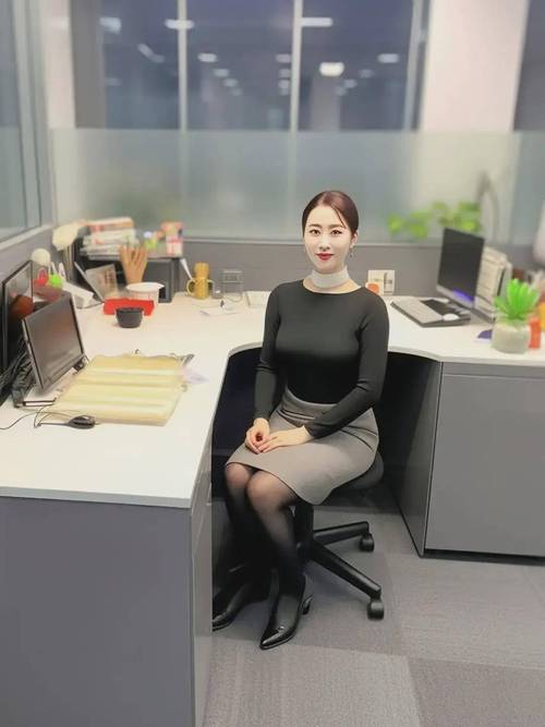 少妇人妻在线h的相关介绍