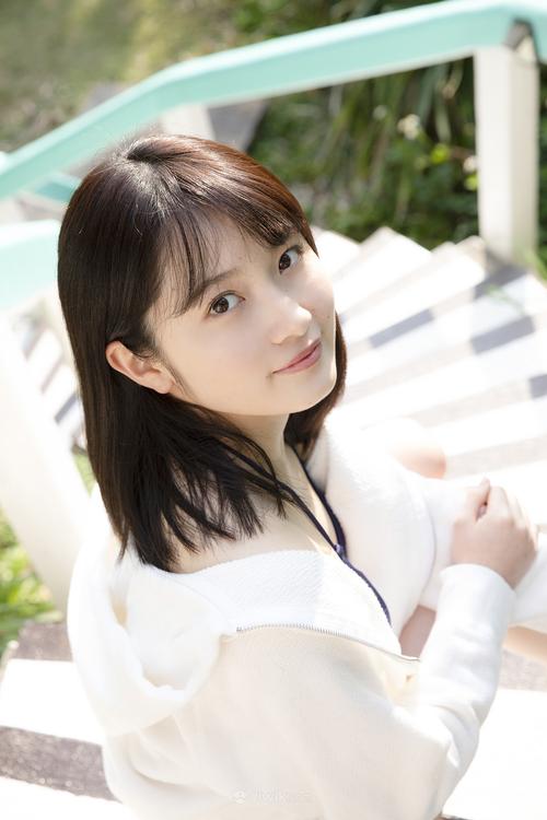我想操美女老师的相关介绍