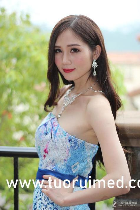 美女老师被上的相关介绍